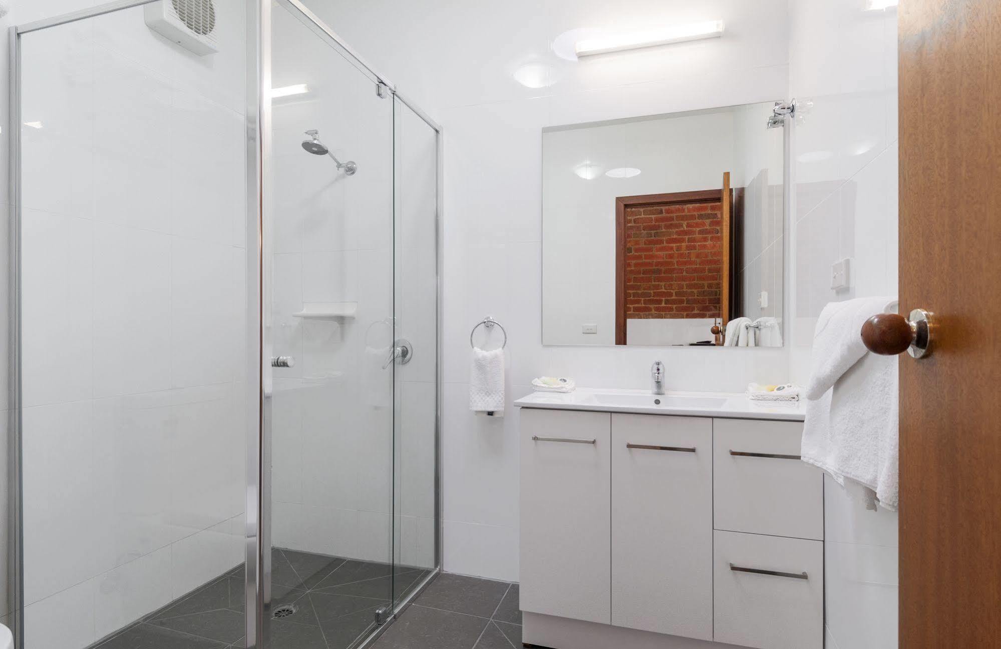 לילידייל Yarra Valley Motel מראה חיצוני תמונה